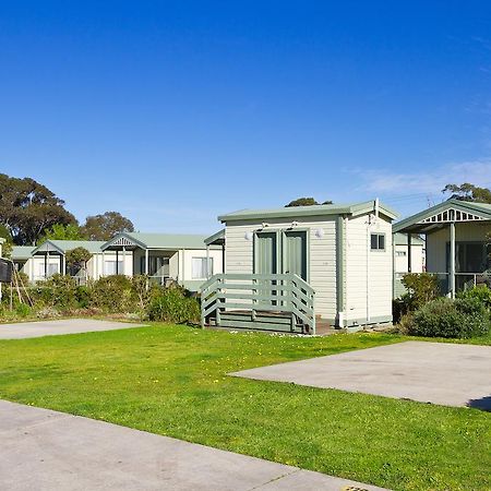 Sandhurst Motel Carrum Downs Екстериор снимка