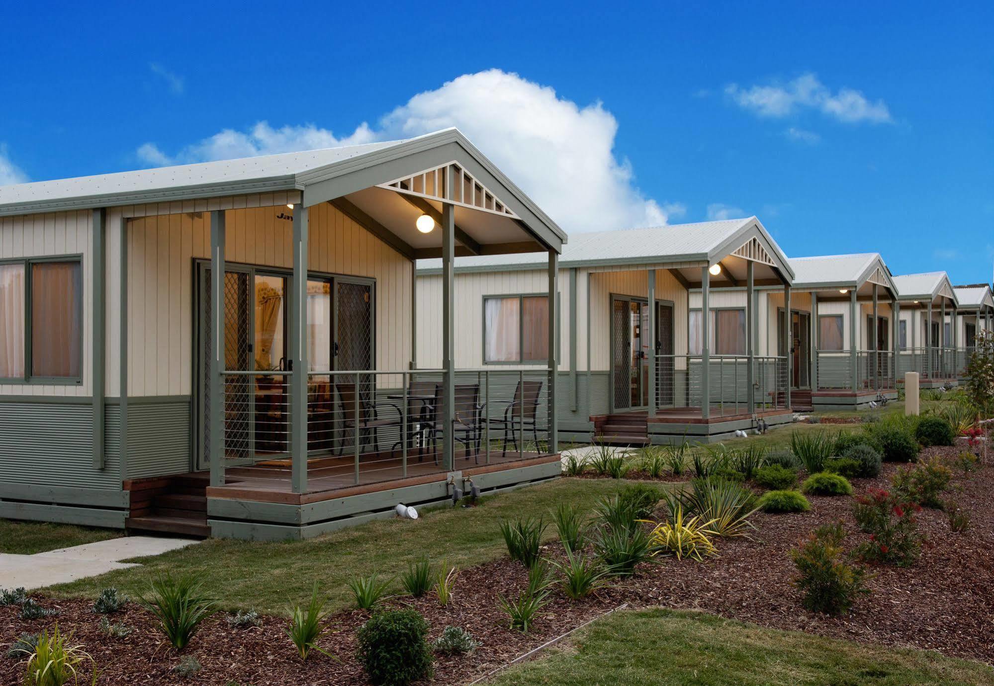 Sandhurst Motel Carrum Downs Екстериор снимка